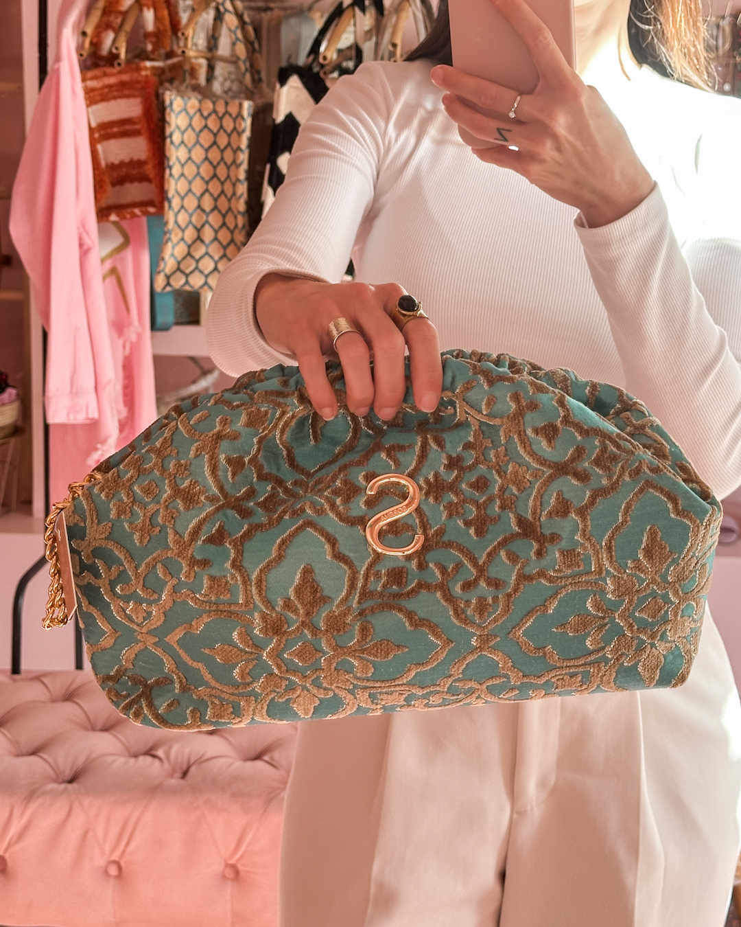 Akrogiali bucket bag